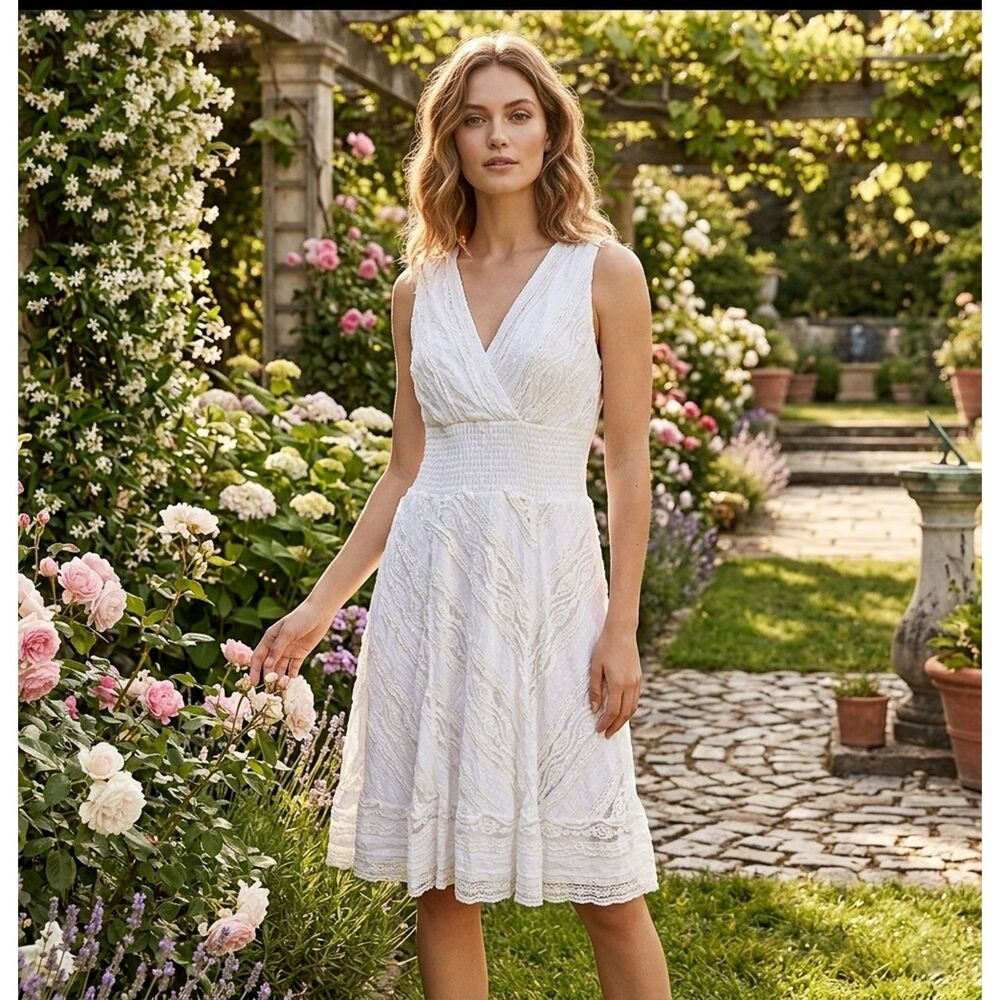 Chris Mclaughlin Ivory/White Lined Lace V-Neck Sundress Size 8